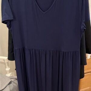 Navy Blue V-Neck Knit Dress